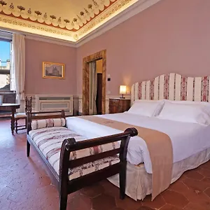 Hotel Delcorto Suites, Montepulciano Stazione
